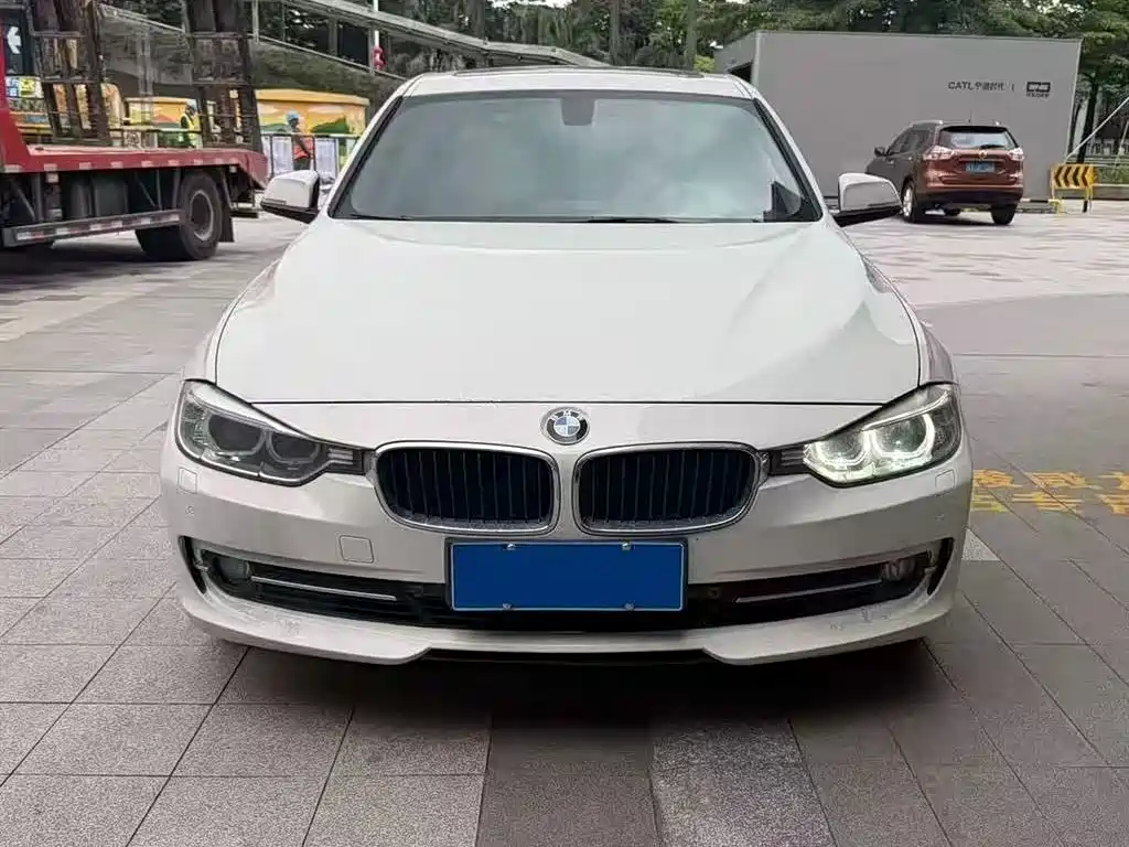 BMW 3 Series 2015 — фото 2