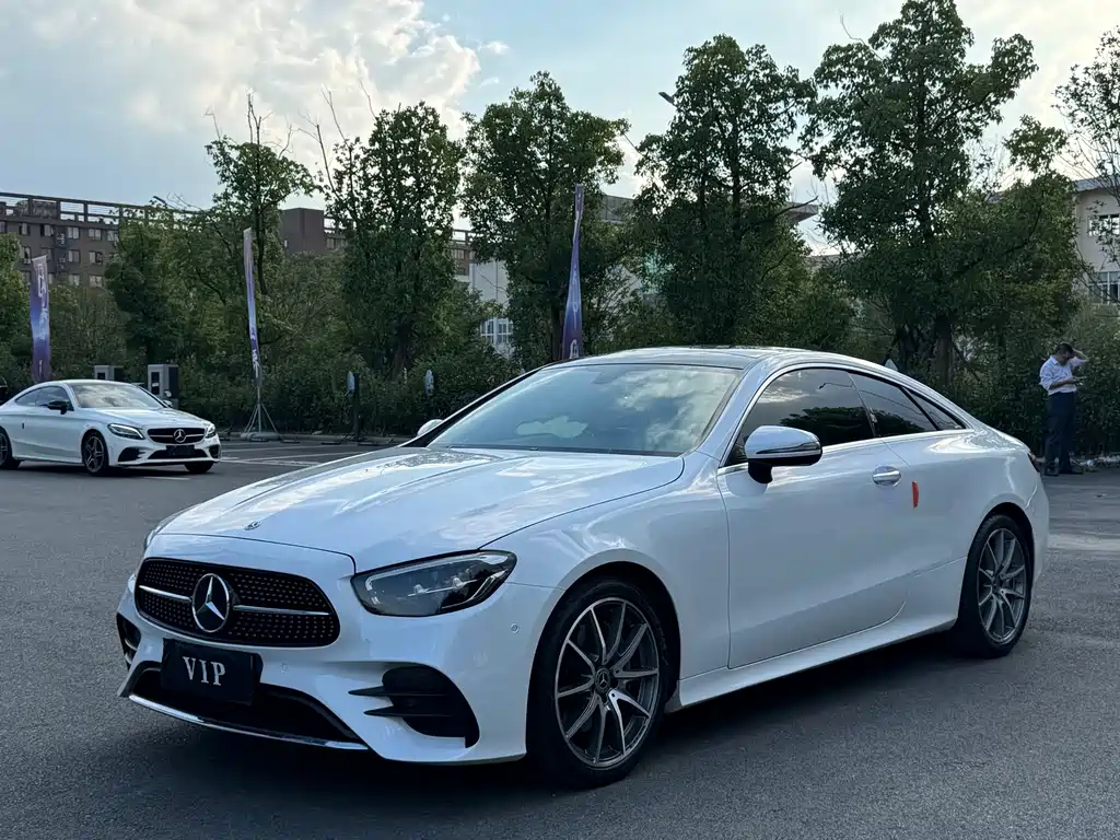 Mercedes-Benz E-Class 2021