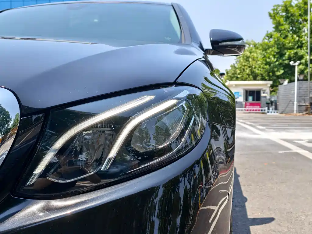 Mercedes-Benz E-Class 2020