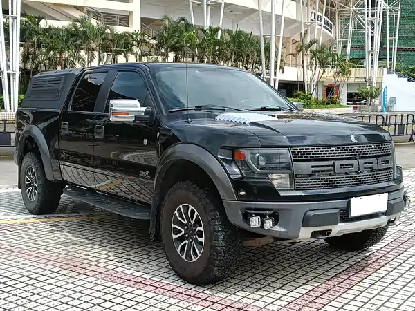 Ford F-150 Raptor 2013