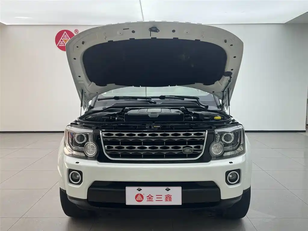 Land Rover Discovery 2016 — фото 37