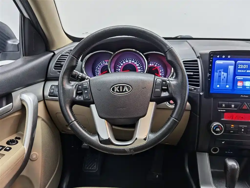 Kia Sorento 2012 — фото 11