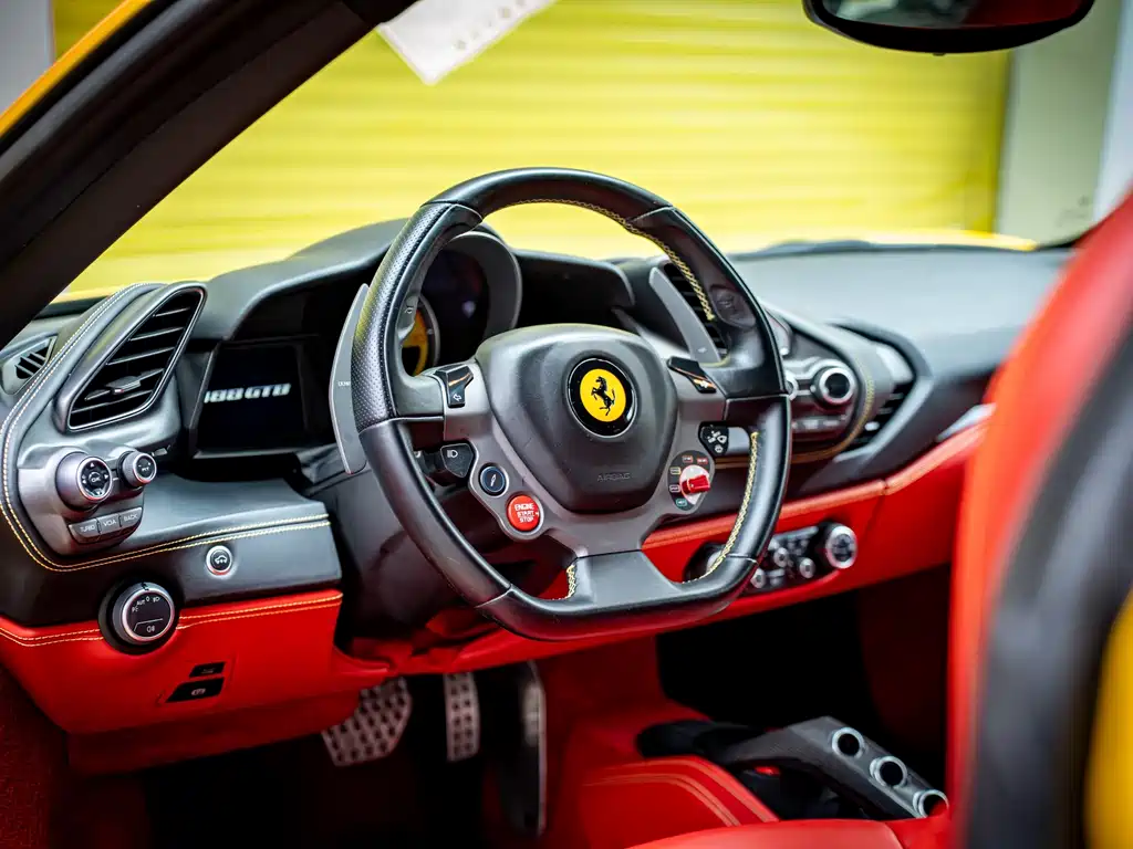 Ferrari 488 2018 — фото 10
