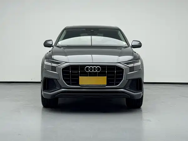 Audi Q8 2020