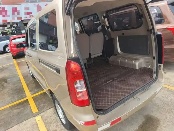 Wuling Hongguang V 2020