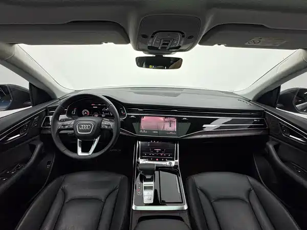 Audi Q8 2020