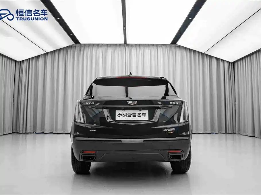 Cadillac XT5 2024 — фото 6