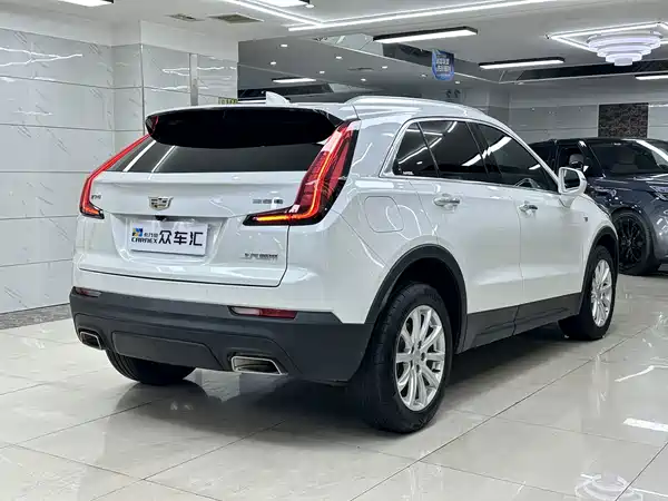 Cadillac XT4 2022