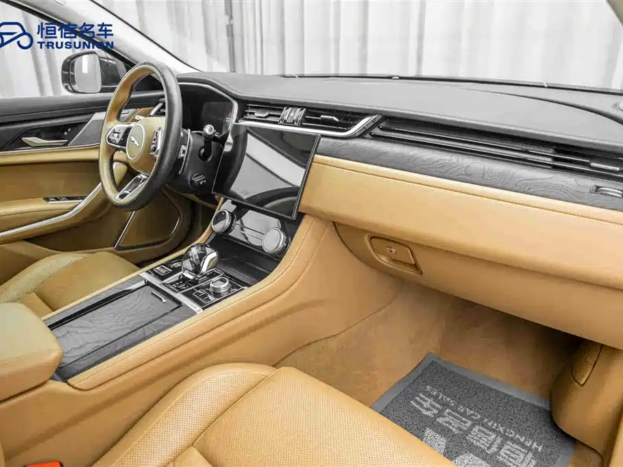 Jaguar XFL 2023 — фото 14