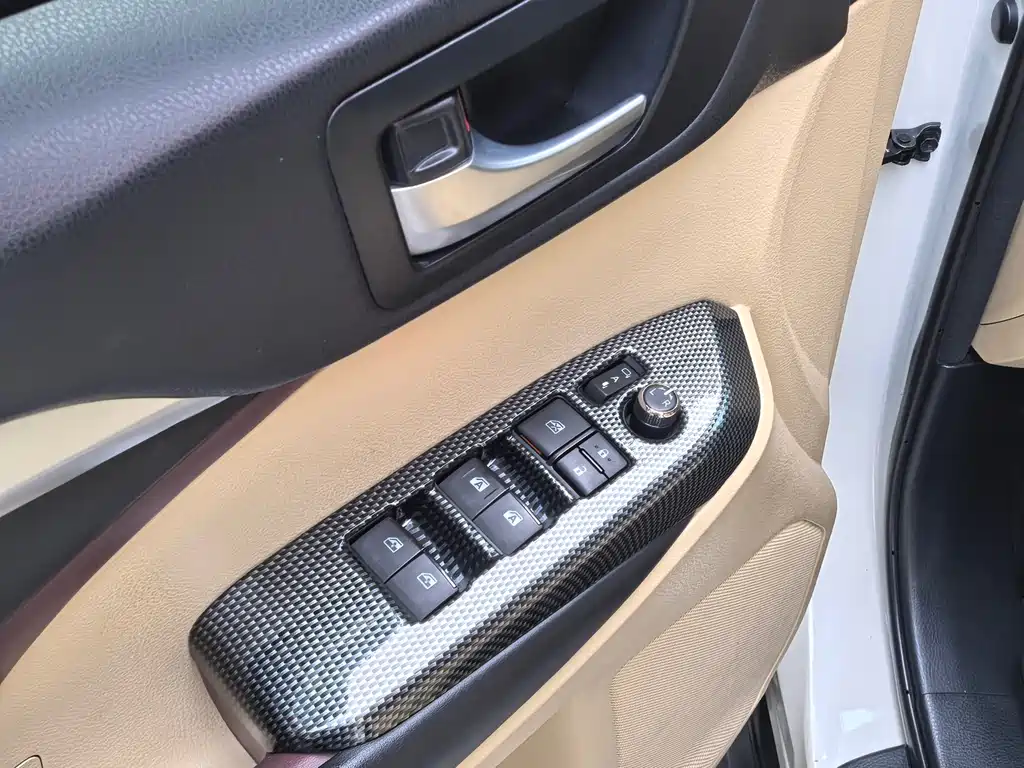 Toyota Highlander 2017 — фото 14