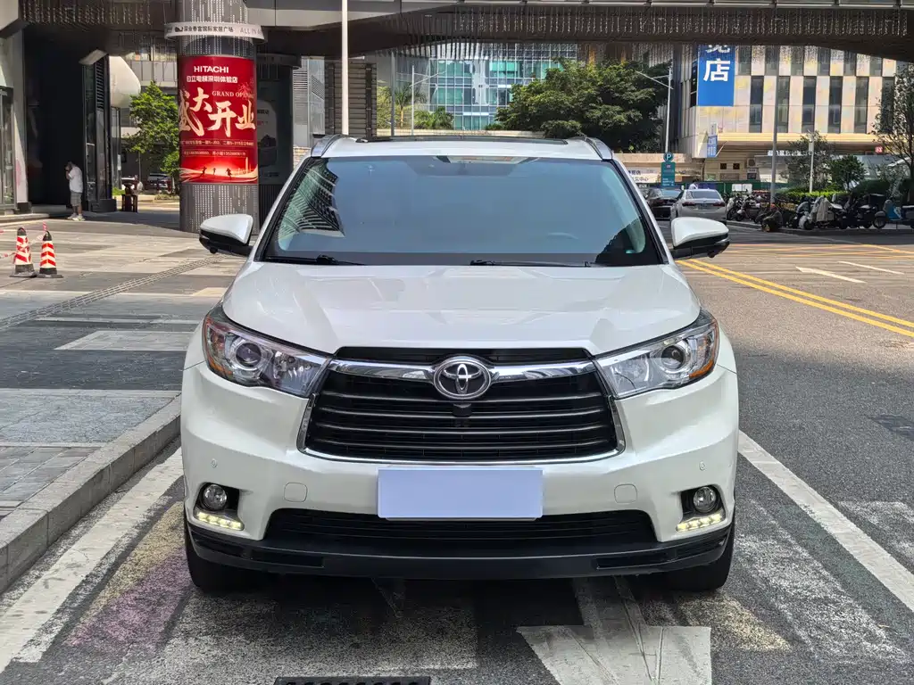Toyota Highlander 2017 — фото 22
