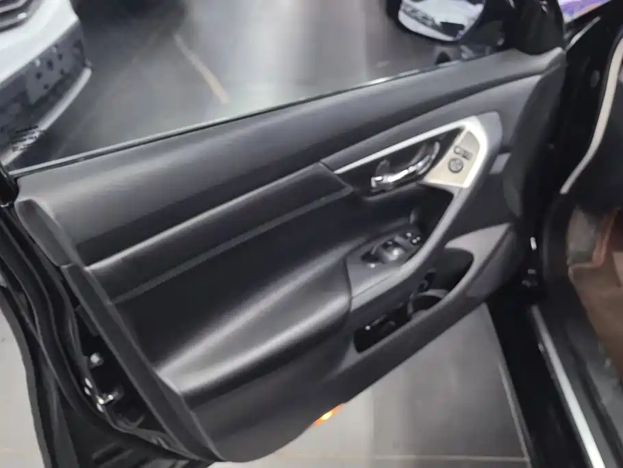 Nissan Teana 2015