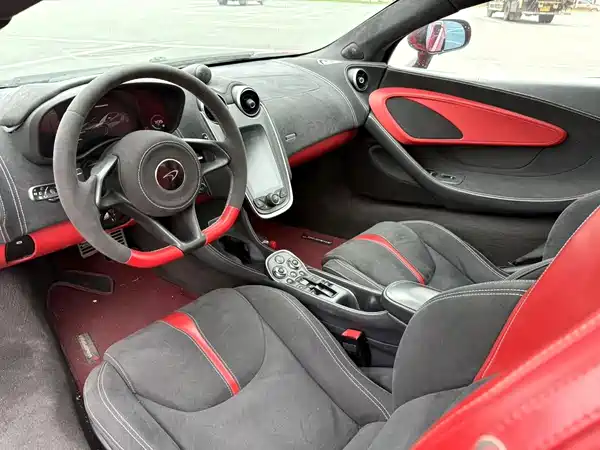 McLaren 570 2017