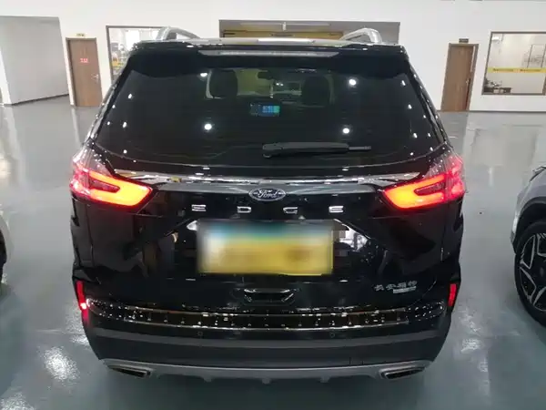 Ford Edge 2021