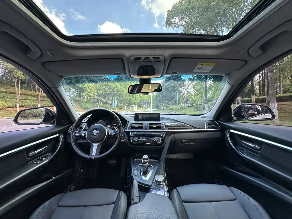 BMW 3 Series 2017 — фото 17