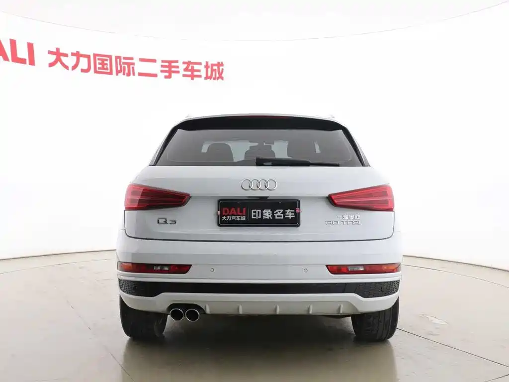 Audi Q3 2019 — фото 15