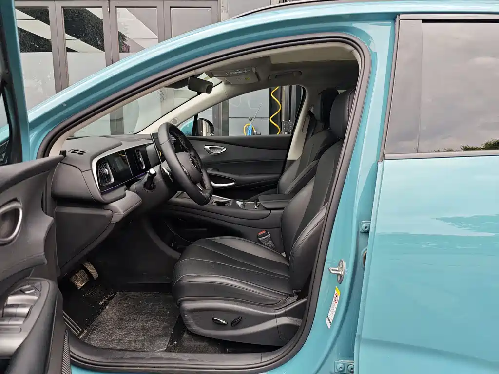 BYD Sealion 05 EV 2025 — фото 4