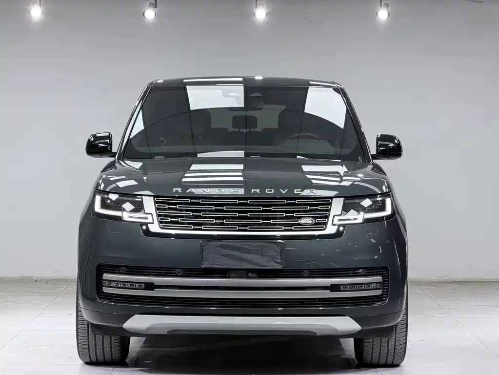Land Rover Range Rover 2023 — фото 1