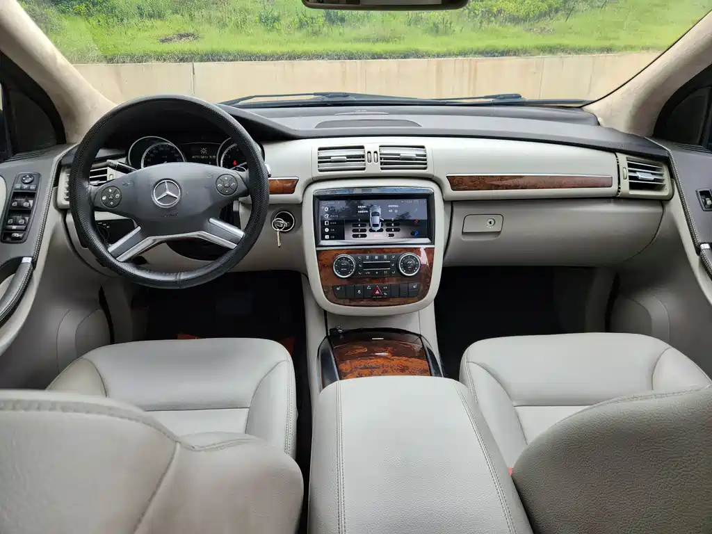 Mercedes-Benz R-Class 2012 — фото 10