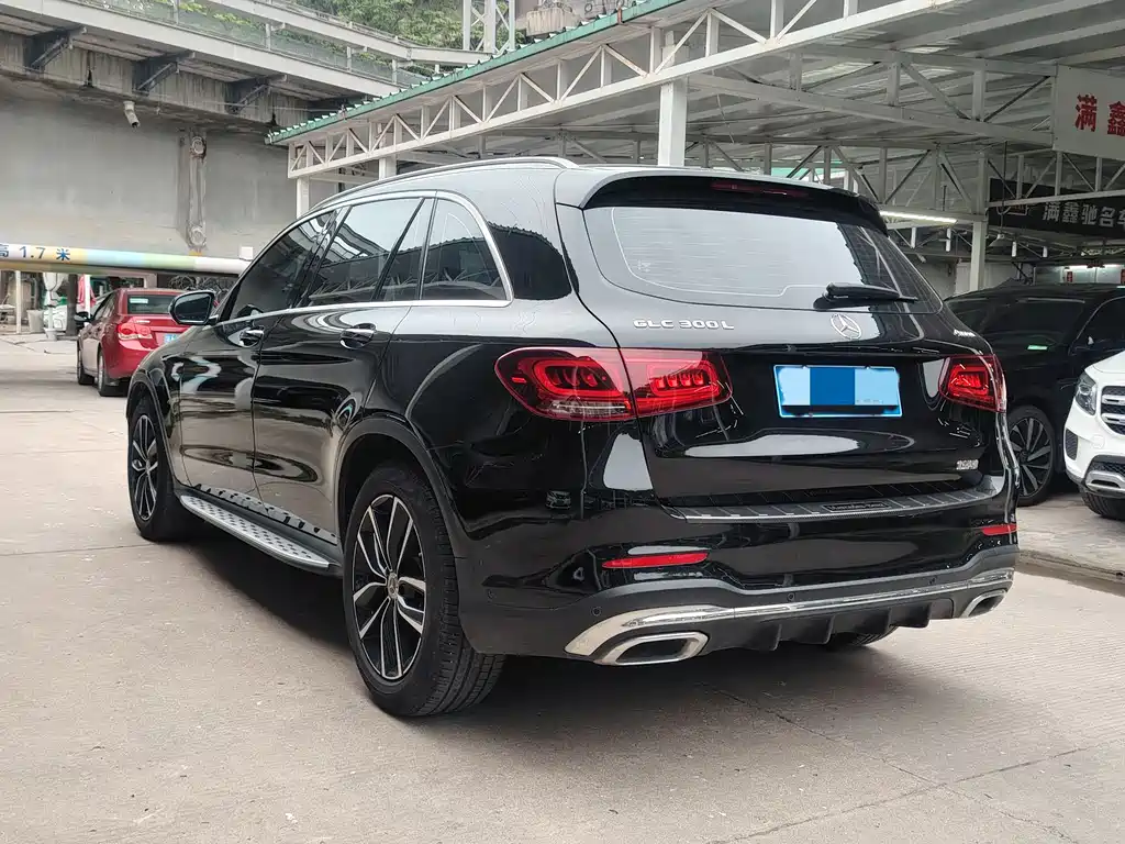 Mercedes-Benz GLC 2020 — фото 18