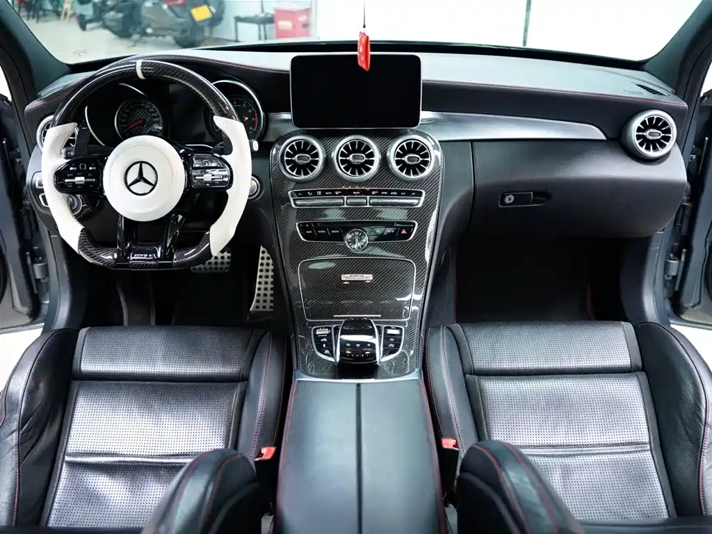 Mercedes-Benz C-Class AMG 2019 — фото 44