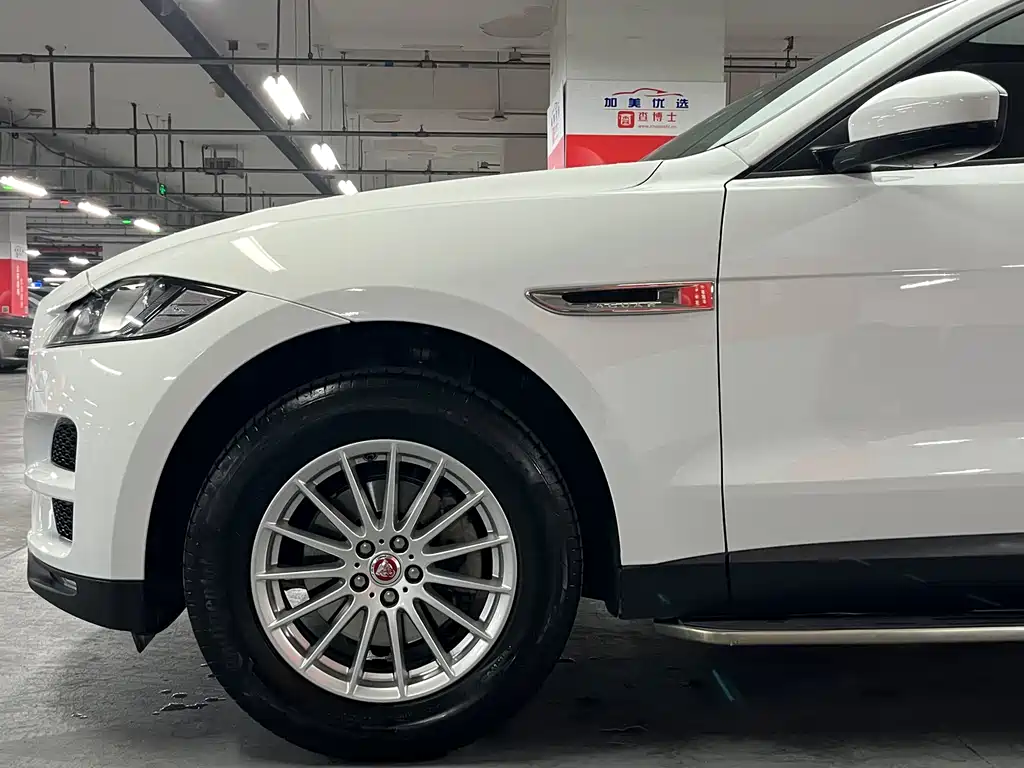 Jaguar F-PACE 2017 — фото 8