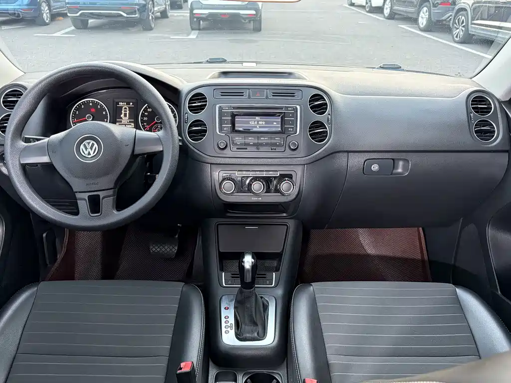 Volkswagen Tiguan 2016 — фото 9