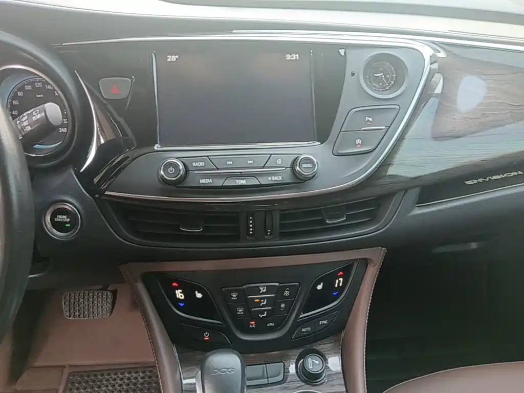 Buick Envision Plus 2017 — фото 13