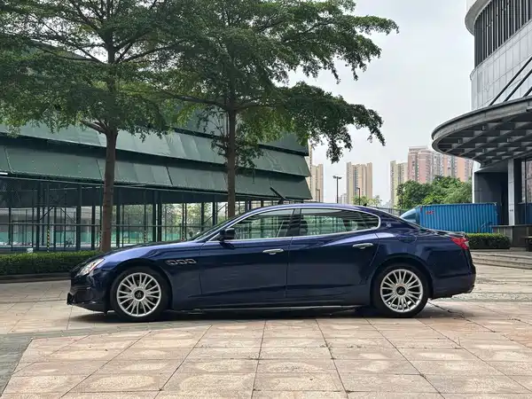 Maserati Quattroporte 2015