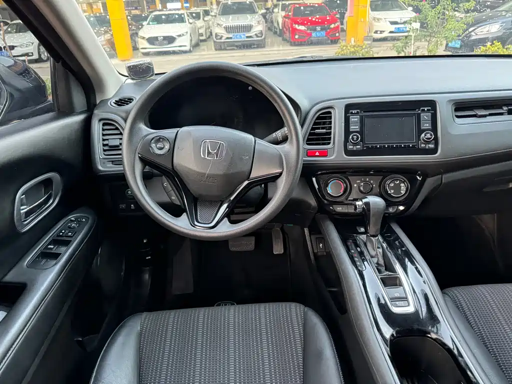 Honda Vezel 2015 — фото 11