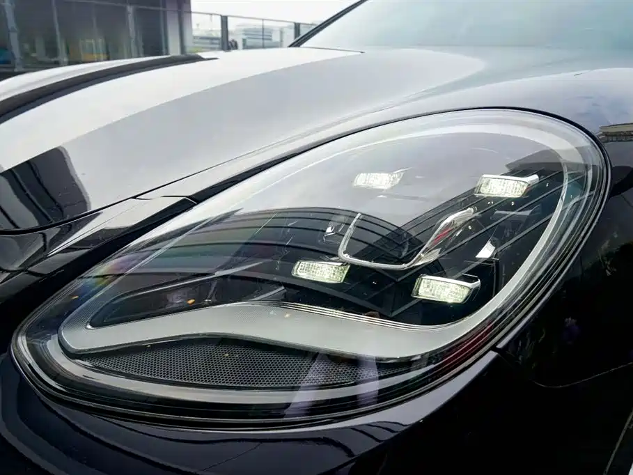 Porsche Panamera 2021 — фото 8