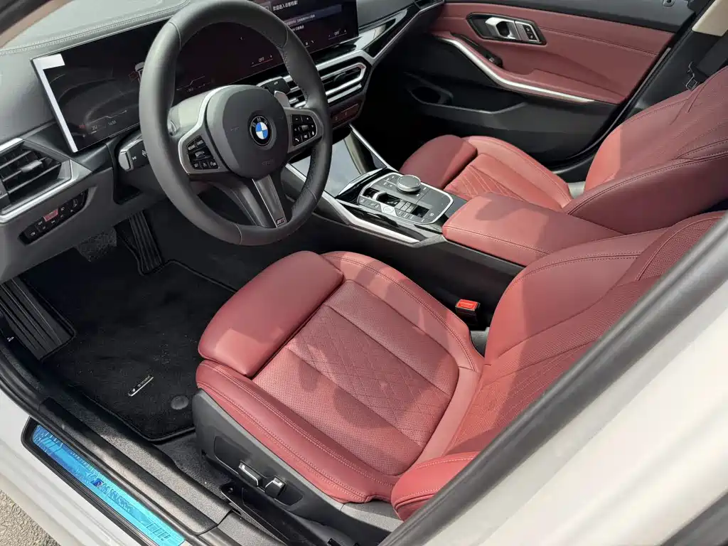 BMW 3 Series 2024