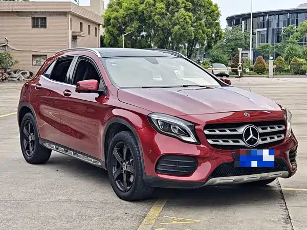 Mercedes-Benz GLA 2019