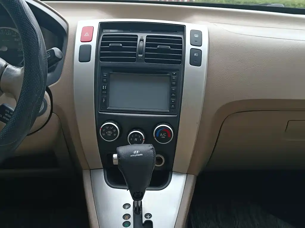 Hyundai Tucson 2013 — фото 12