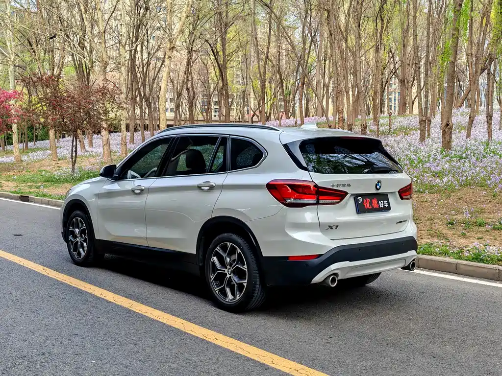 BMW X1 2022 — фото 16