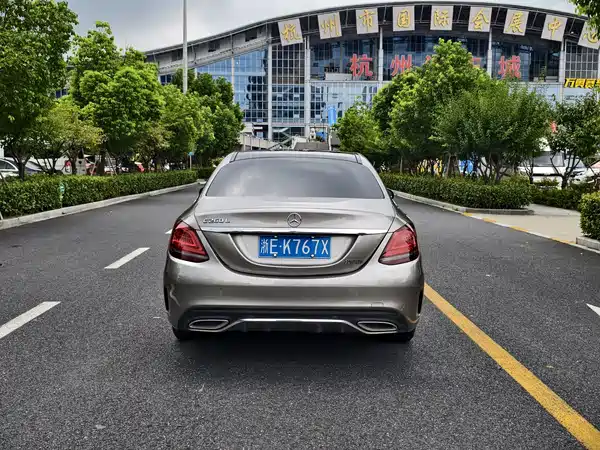 Mercedes-Benz C-Class 2021