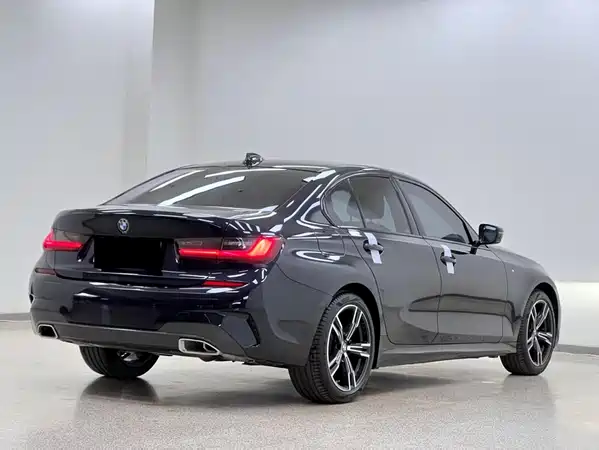 BMW 3 Series 2021