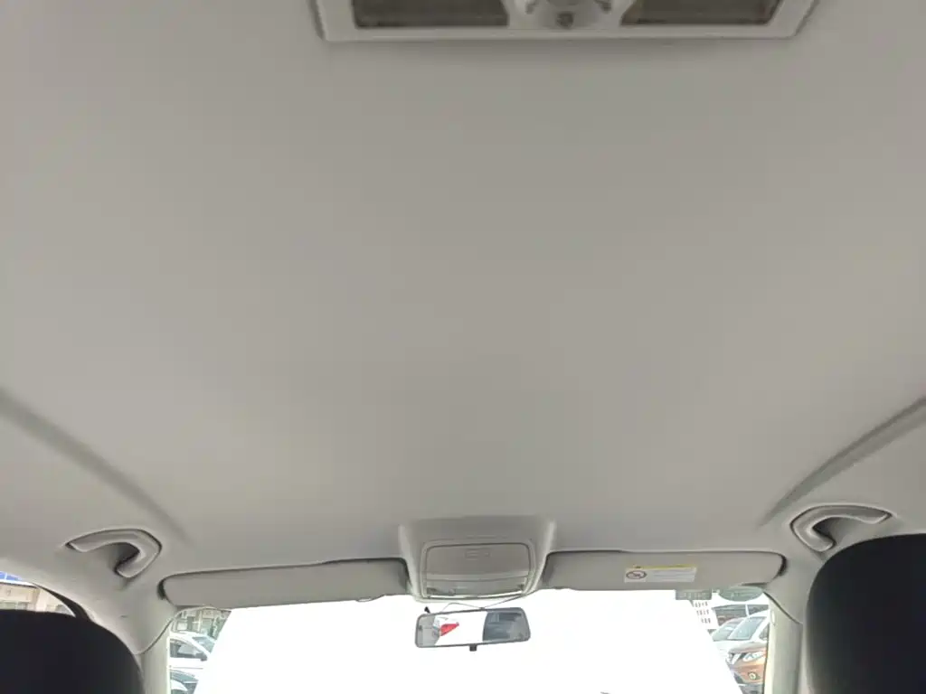 Volkswagen Tiguan 2017 — фото 18