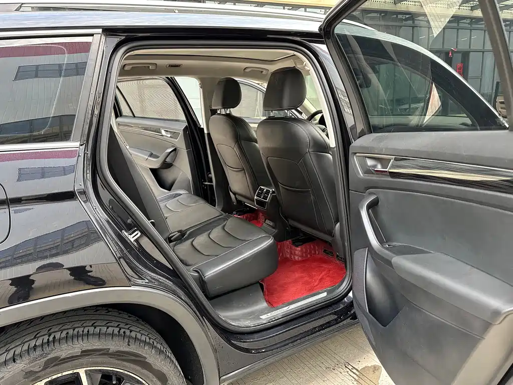 Skoda Kodiaq 2018 — фото 12