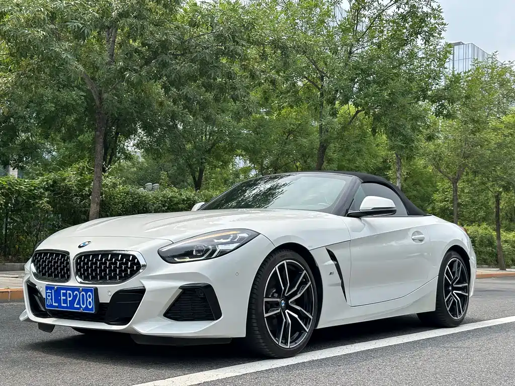 BMW Z4 2021 — фото 1