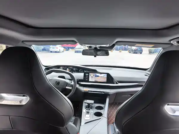 Changan UNI-V 2024