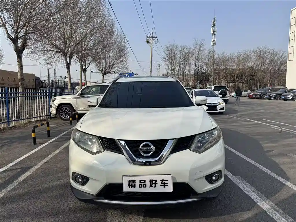 Nissan X-Trail 2015
