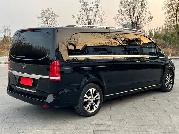 Mercedes-Benz V-Class 2016