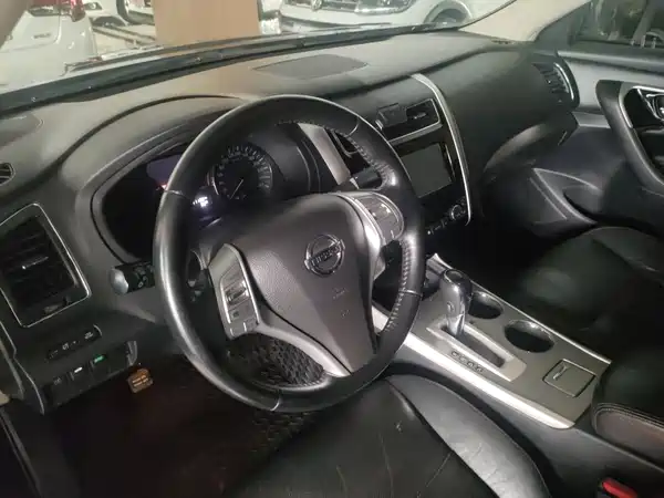 Nissan Teana 2018
