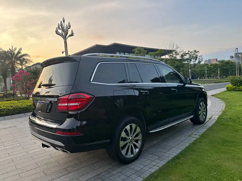 Mercedes-Benz GLS 2018 — фото 10