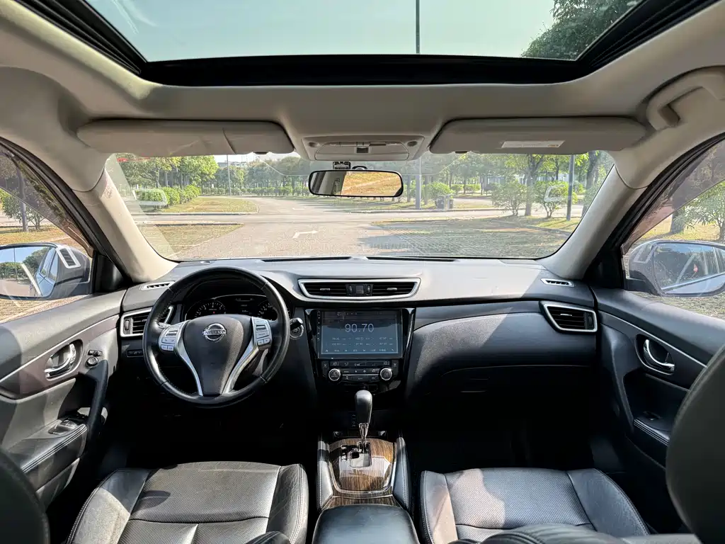Nissan X-Trail 2015 — фото 10