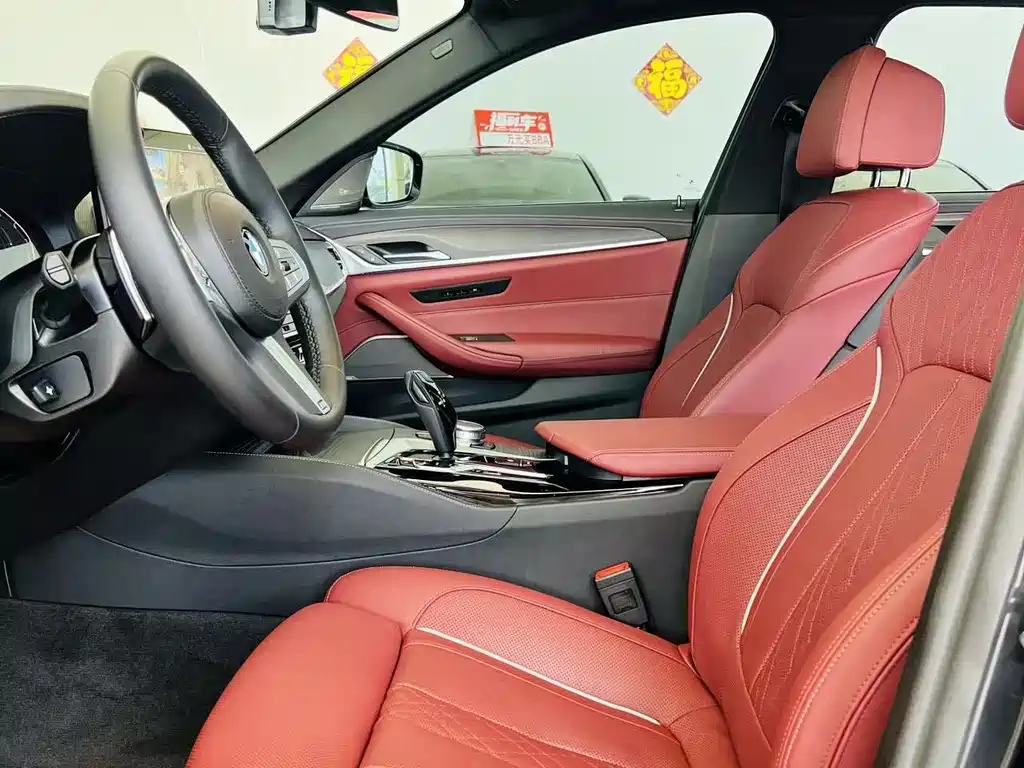 BMW 5 Series 2023 — фото 10