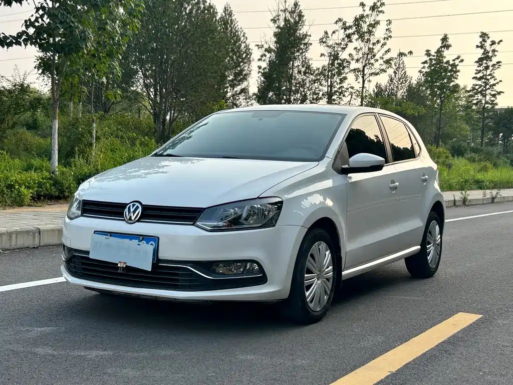 Volkswagen Polo 2016