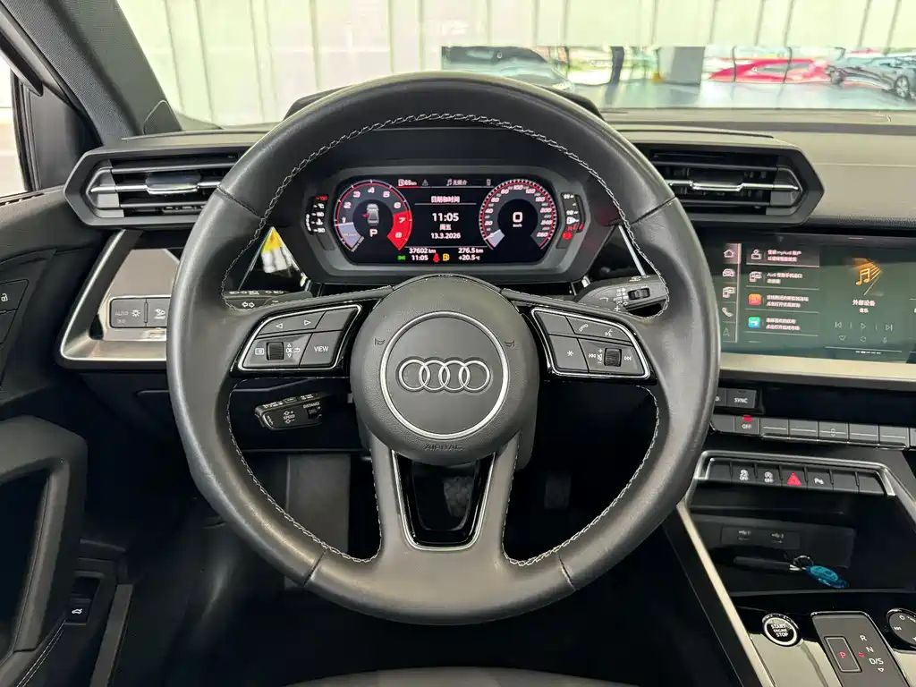 Audi A3 2023 — фото 10