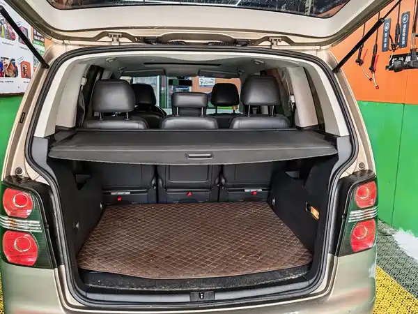 Volkswagen Touran 2016